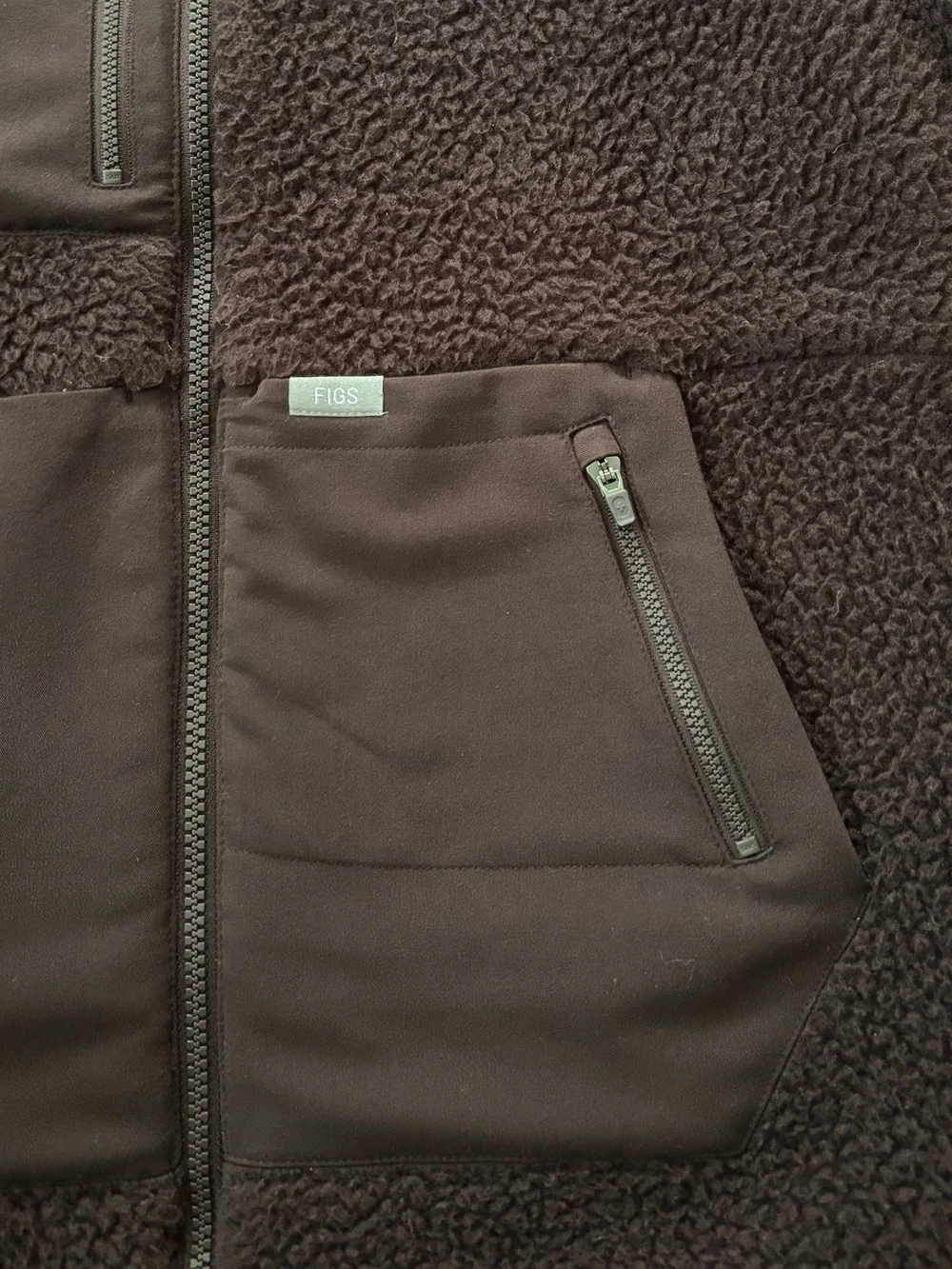 FIGS On-Shift High Pile Sherpa Jacket Black Size Medium Full Zip Fleece